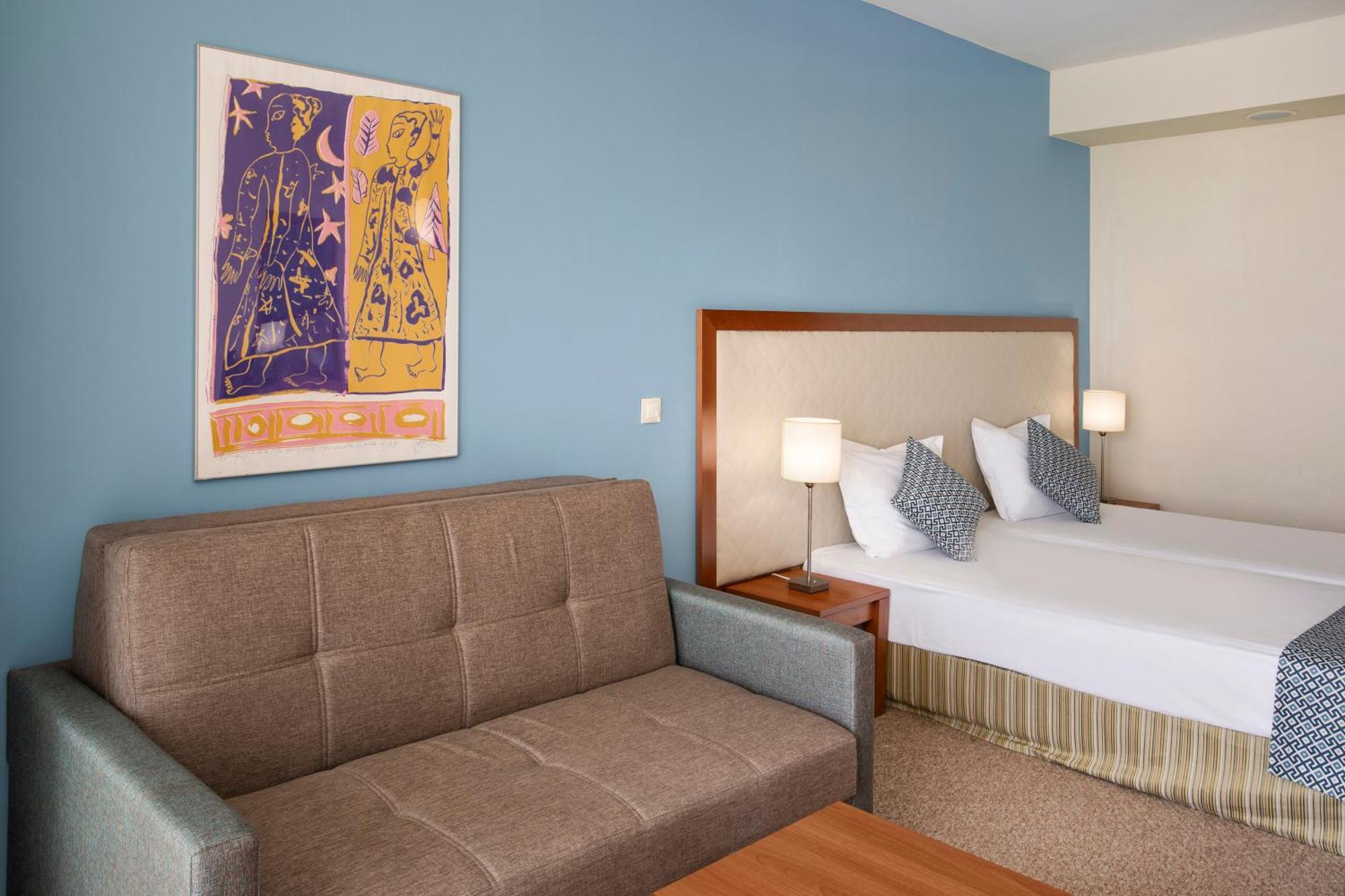 Standard Twin Room Sea View